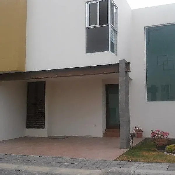 CASA EN VENTA FRACC EL SAUCEDAL LAS TORRES