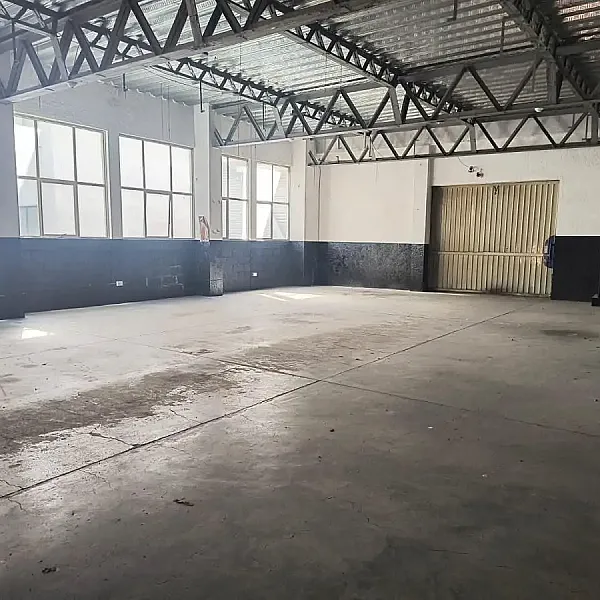 Renta de Bodega Comercial en del Carmen Benito Juarez EG34