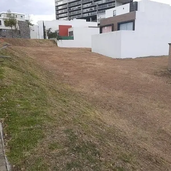 TERRENO EN VENTA LOMAS ANGELOPOLIS II