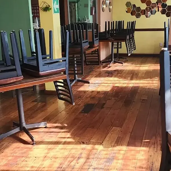 Venta de Casa exelente ubicacion en Contry Club con Restaurant