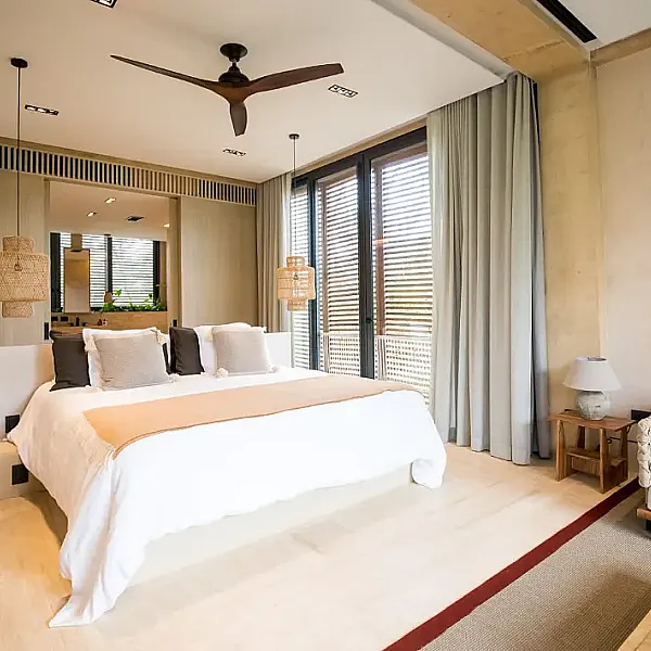 Venta de Villa con Campo de Golf en Playa del Carmen, Quintana Roo.