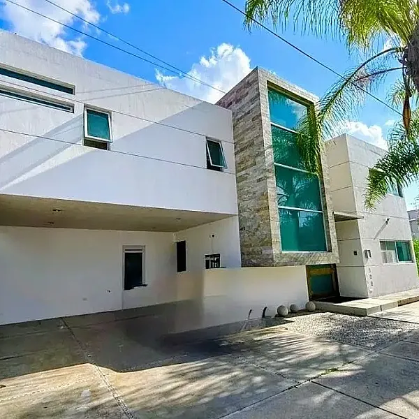 Casa en venta al Norte de Aguascalientes