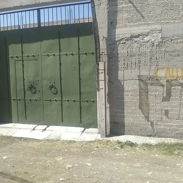 Terreno Comercial en Venta en San Sebastián Chimalpa