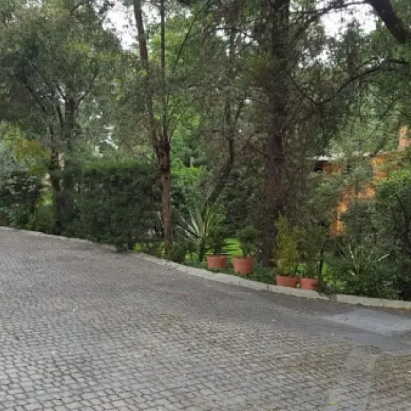Terreno en Venta en fraccionamiento ecológico con Casa Club