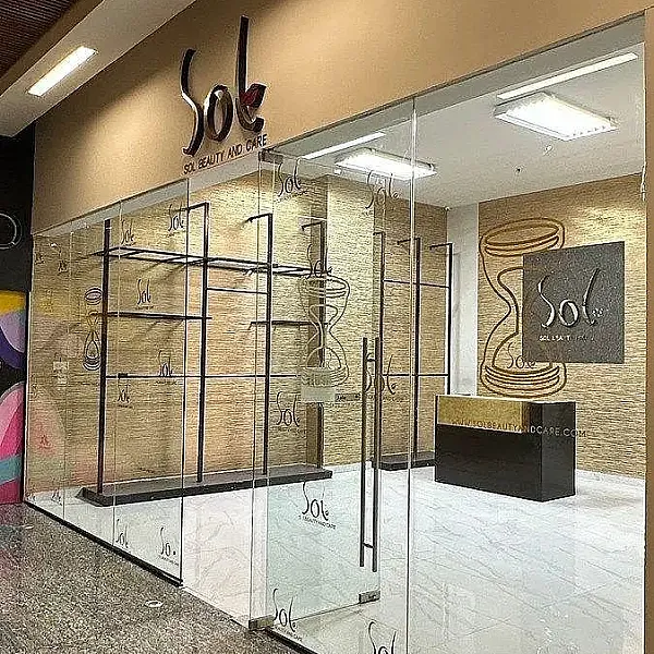 Renta de Local Comercial en Santa Fe Cuajimalpa, Cuajimalpa de Morelos EG167